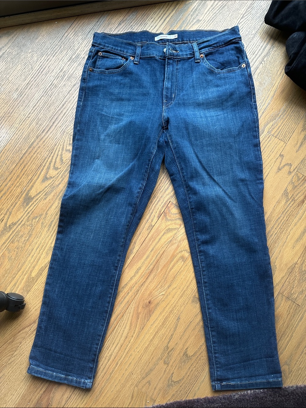 Levi’s Women Dark Blue Boyfriend Jeans Size 30